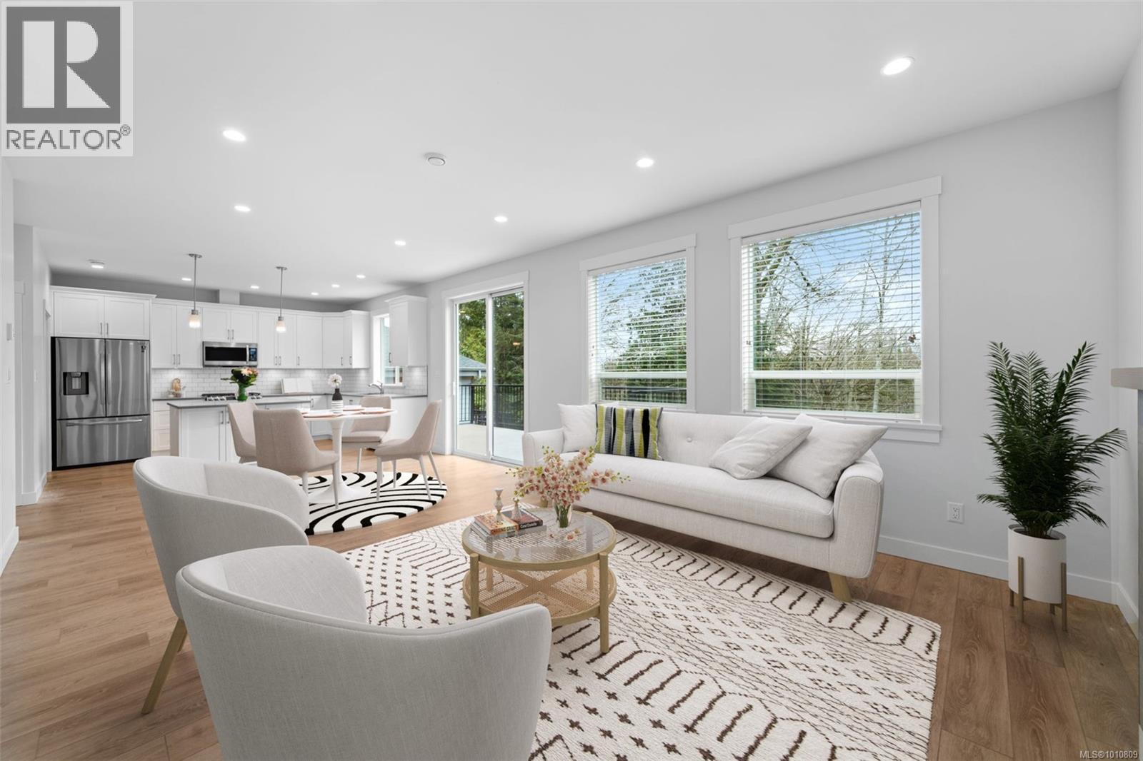 6439 Hopkins Crt, Sooke