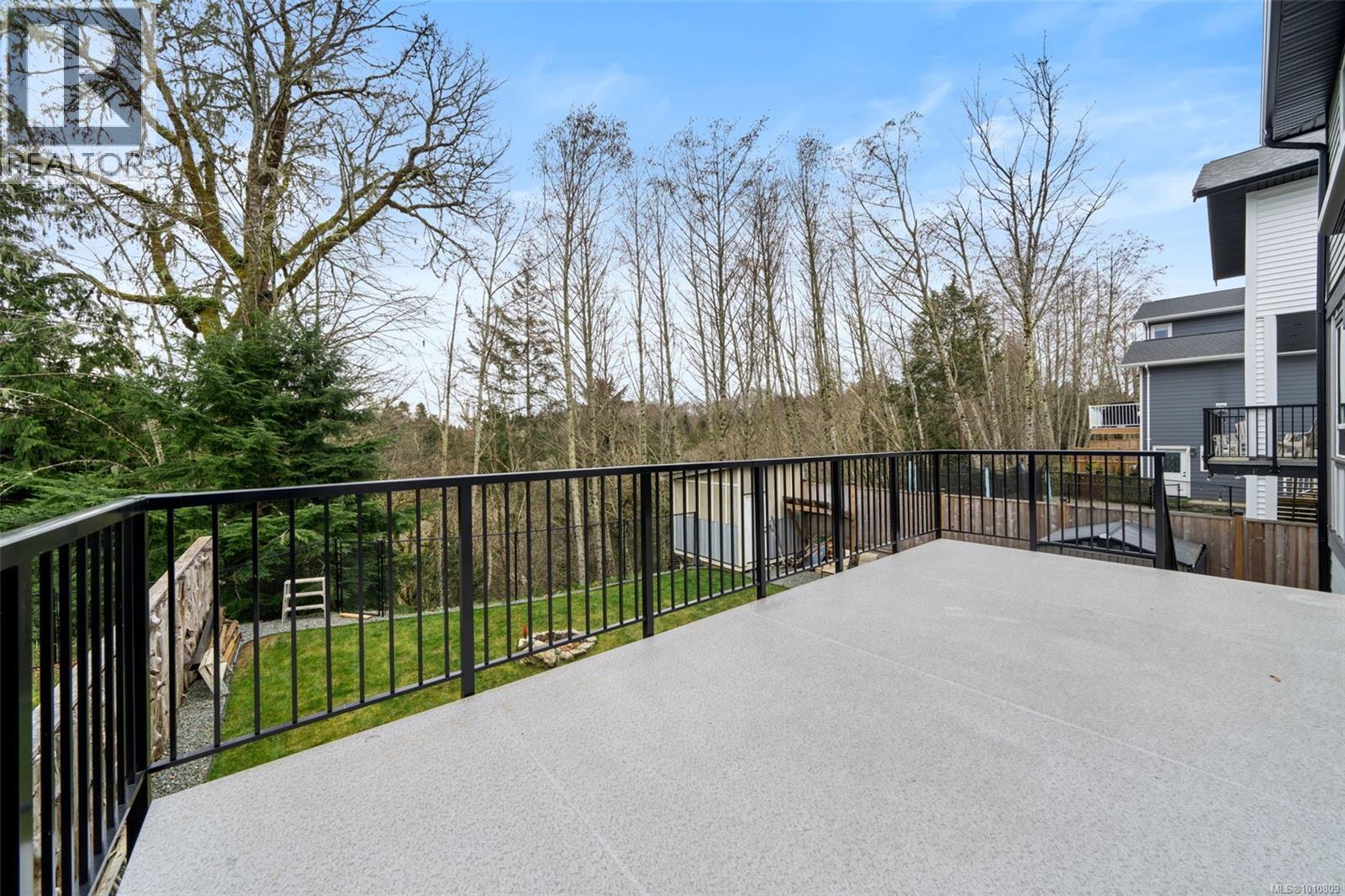6439 Hopkins Crt, Sooke