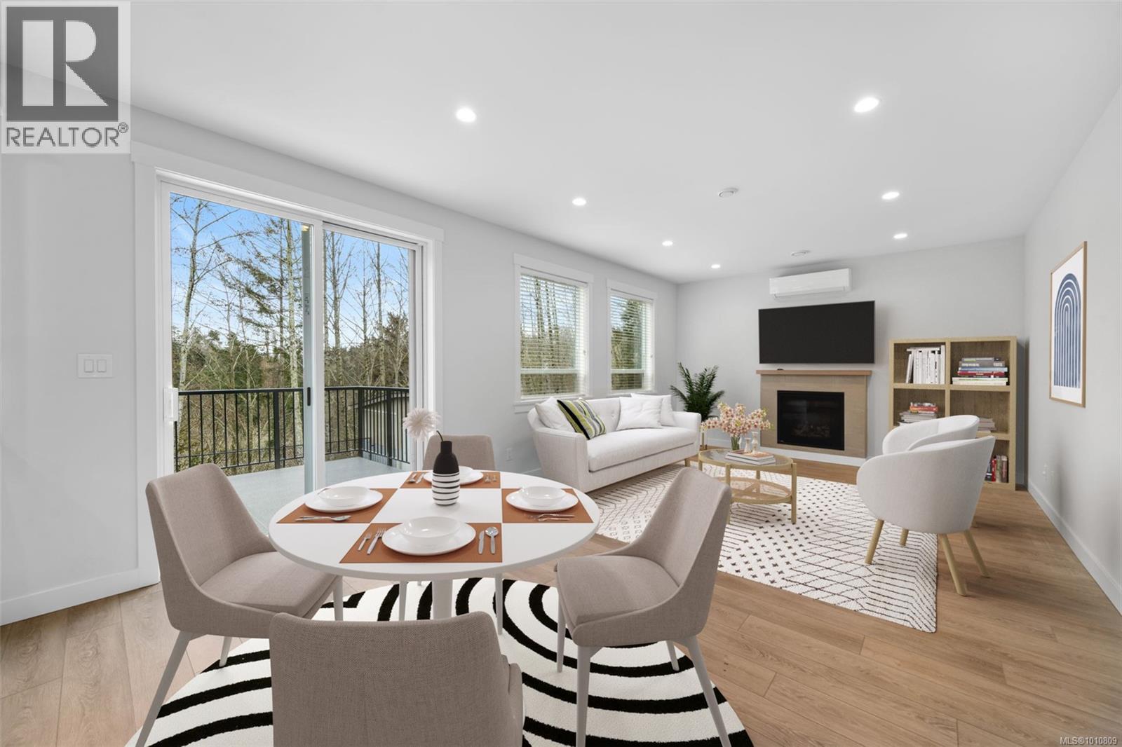 6439 Hopkins Crt, Sooke