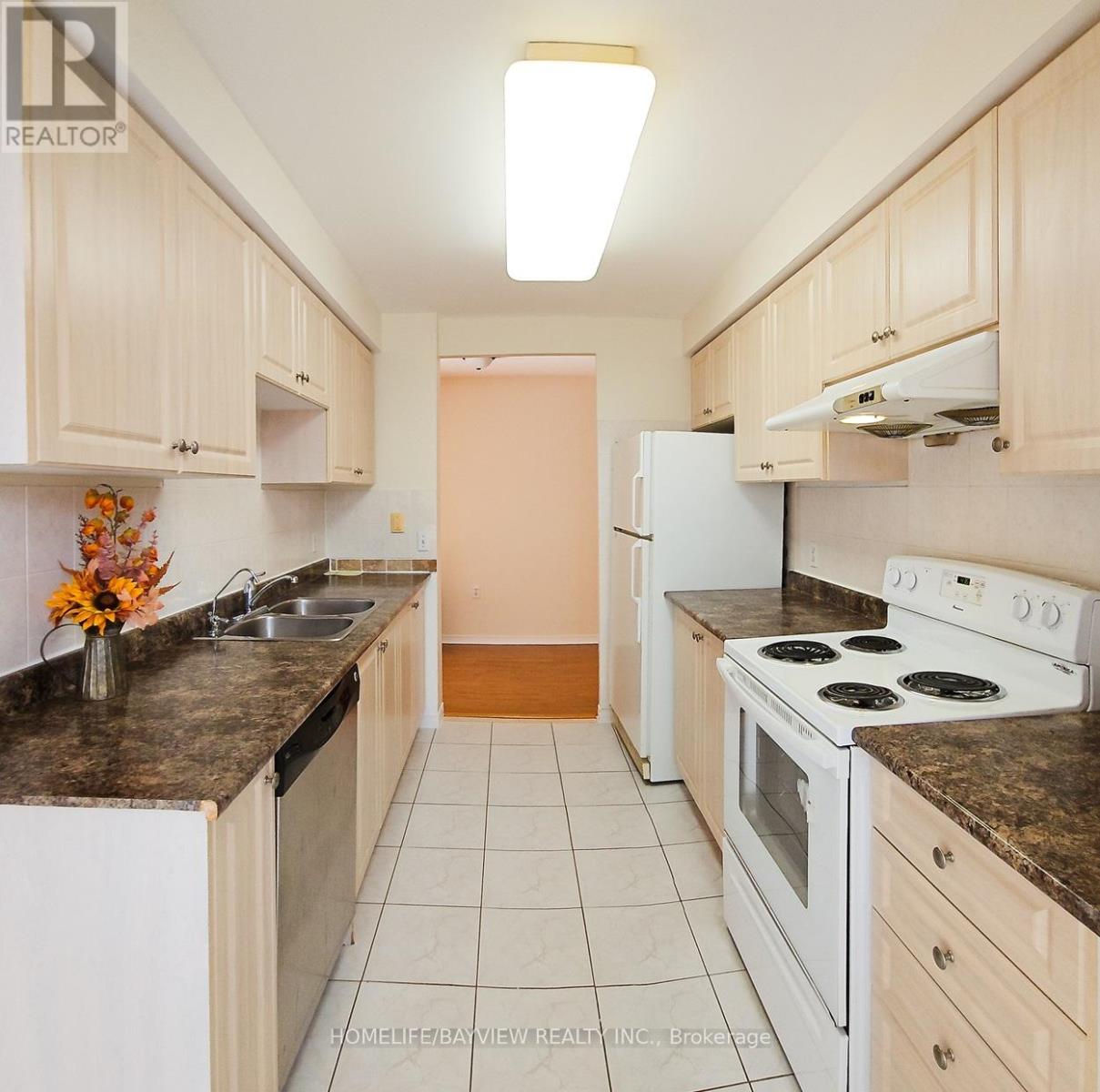 Photo 15 of 202 5001 Finch Avenue E, Toronto ON
