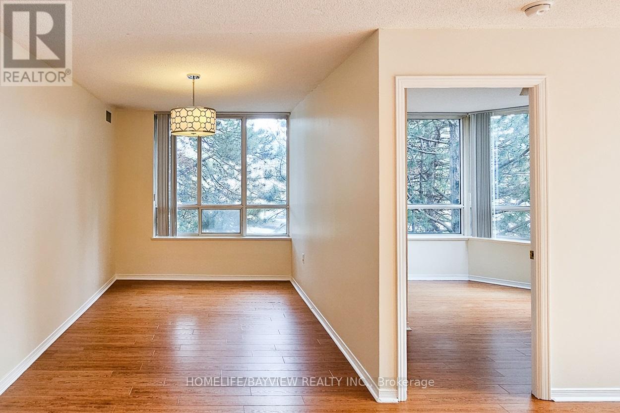 Photo 3 of 202 5001 Finch Avenue E, Toronto ON
