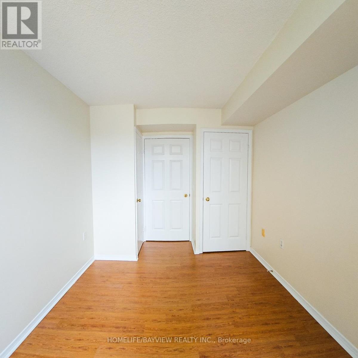 Photo 8 of 202 5001 Finch Avenue E, Toronto ON