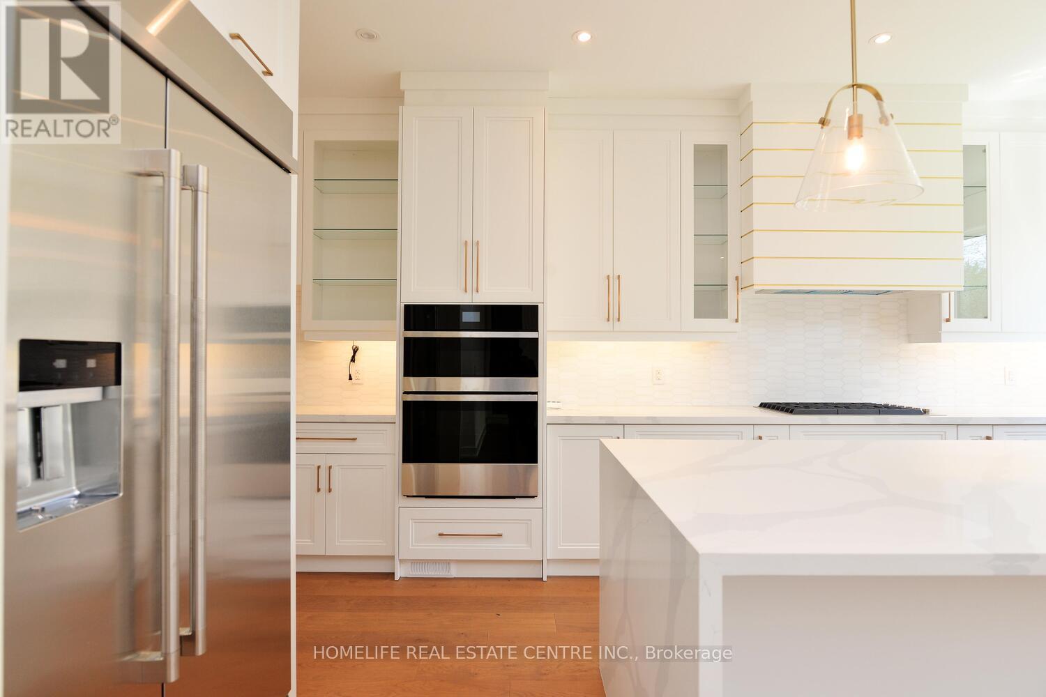 Photo 15 of 1 Camilla Crescent, Toronto ON