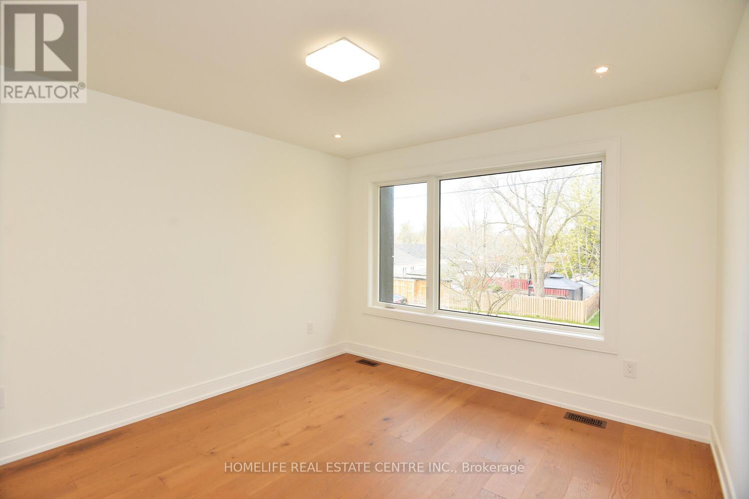 Photo 41 of 1 Camilla Crescent, Toronto ON