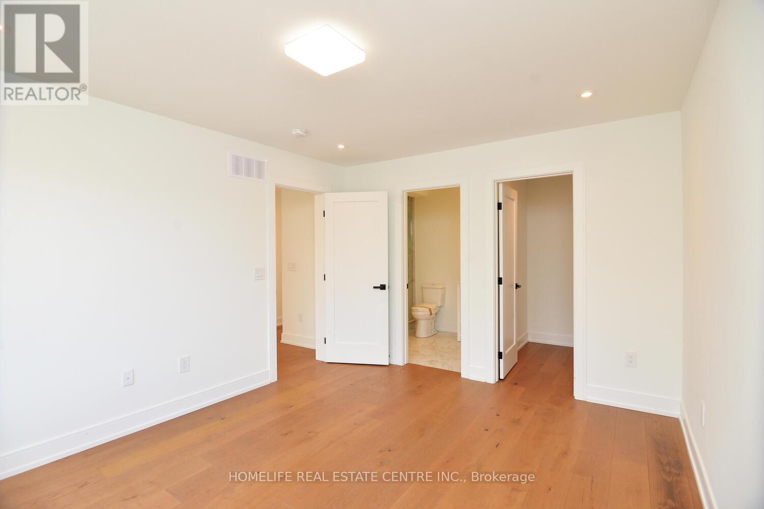 Photo 43 of 1 Camilla Crescent, Toronto ON