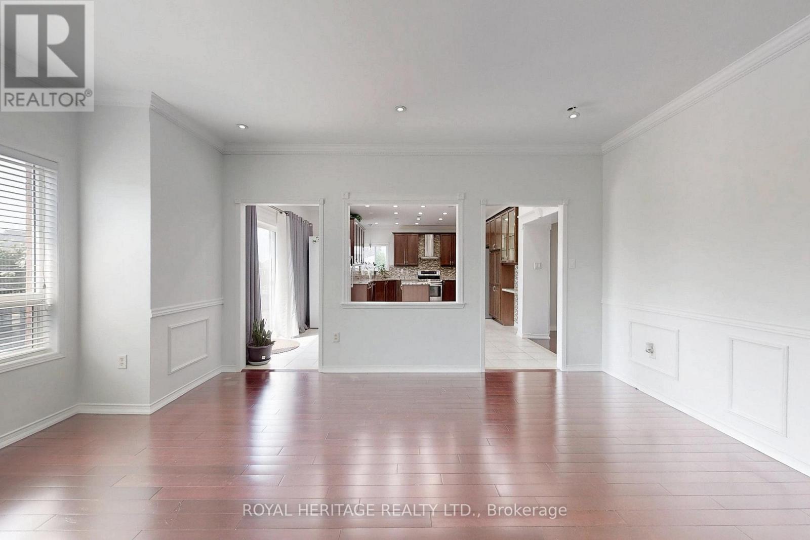 Photo 18 of 1684 Ballantrae Drive, Oshawa ON