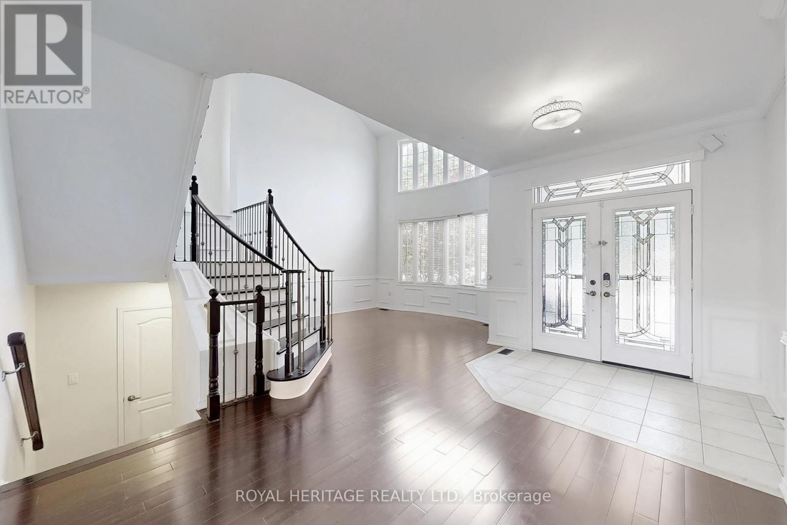 Photo 6 of 1684 Ballantrae Drive, Oshawa ON