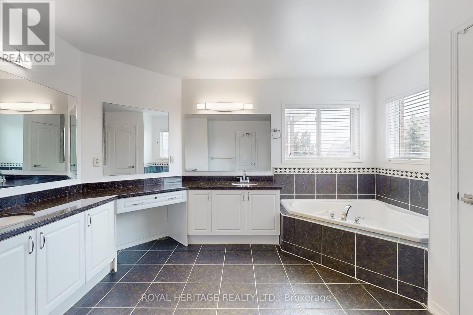 Photo 47 of 1684 Ballantrae Drive, Oshawa ON