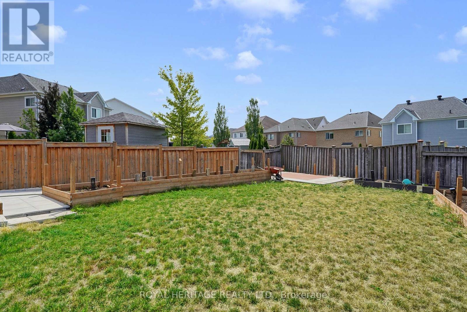 Photo 30 of 1684 Ballantrae Drive, Oshawa ON