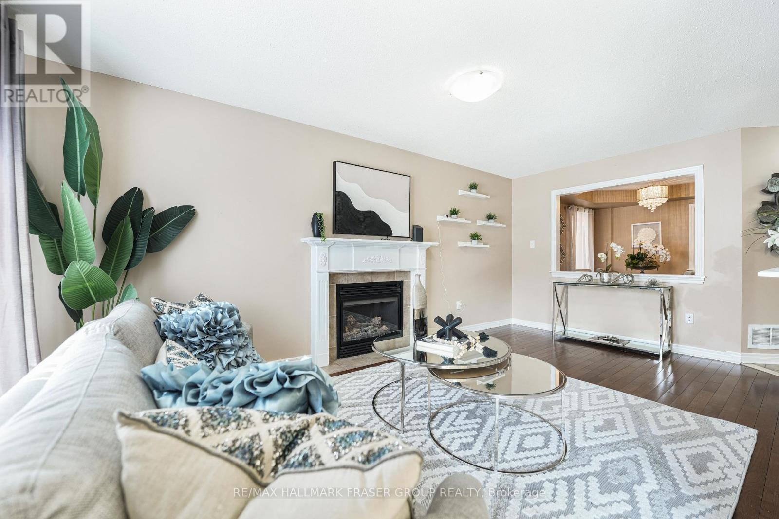 Photo 11 of 69 Jonesridge Drive, Ajax ON