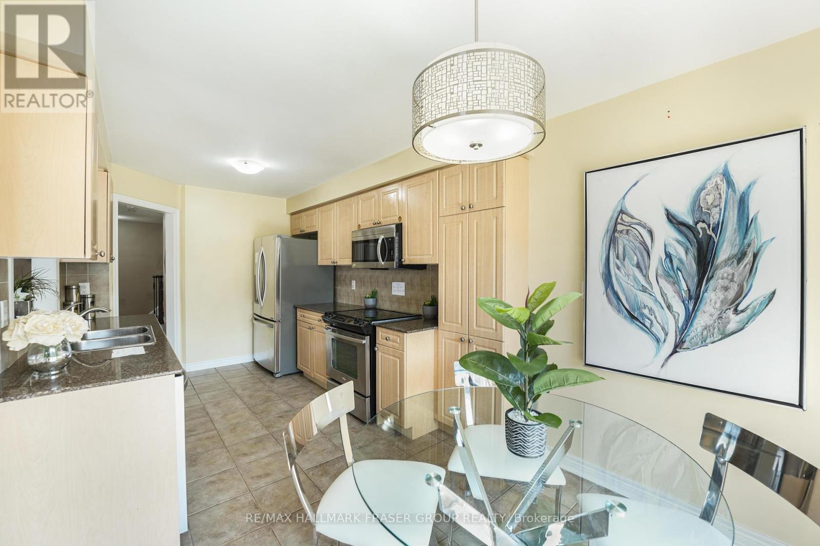 Photo 13 of 69 Jonesridge Drive, Ajax ON