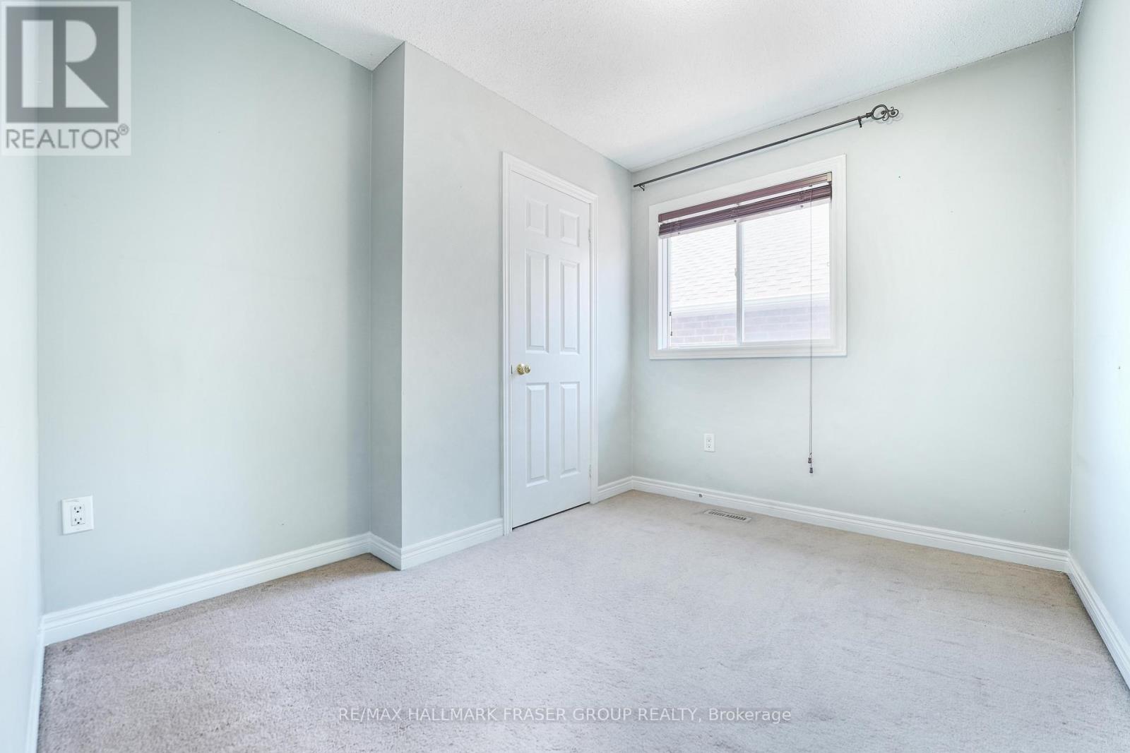 Photo 23 of 69 Jonesridge Drive, Ajax ON