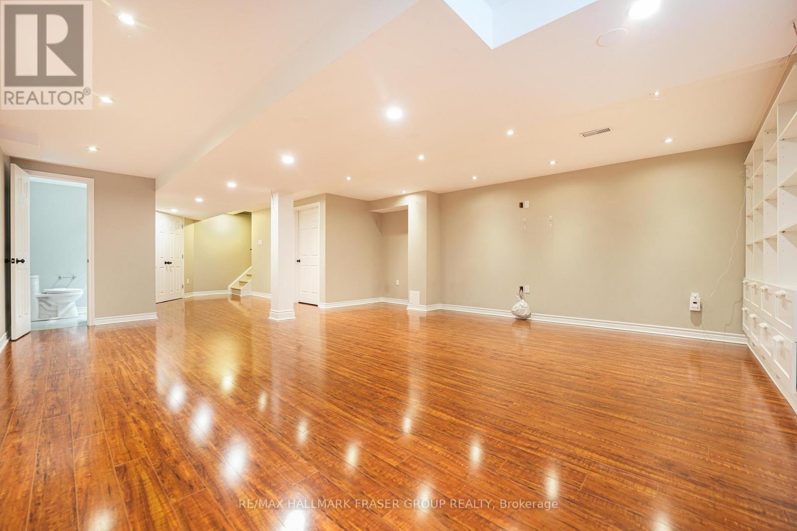 Photo 31 of 69 Jonesridge Drive, Ajax ON