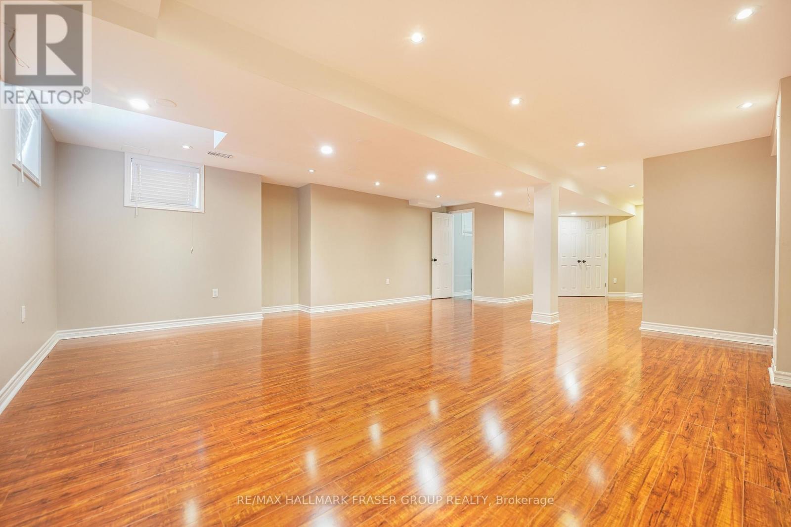 Photo 32 of 69 Jonesridge Drive, Ajax ON