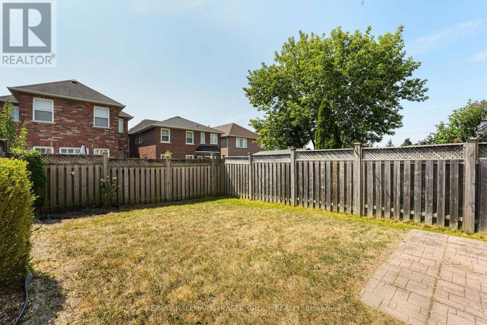 Photo 39 of 69 Jonesridge Drive, Ajax ON