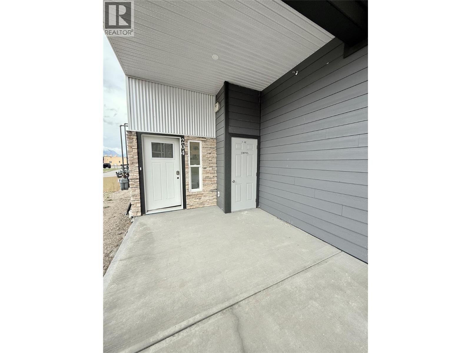 937 SPILLWAY Road Unit# 204, Oliver