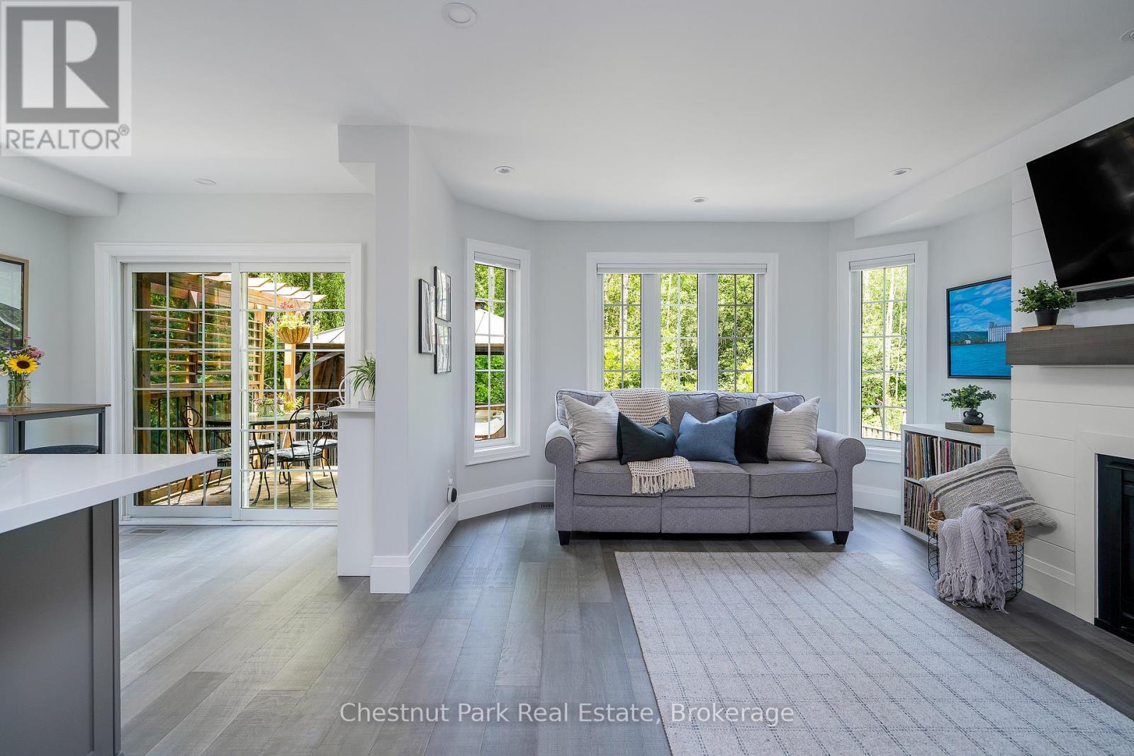 Photo 12 of 13 Brooke Avenue, Collingwood ON