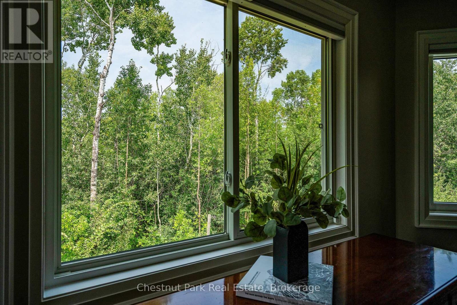 Photo 25 of 13 Brooke Avenue, Collingwood ON