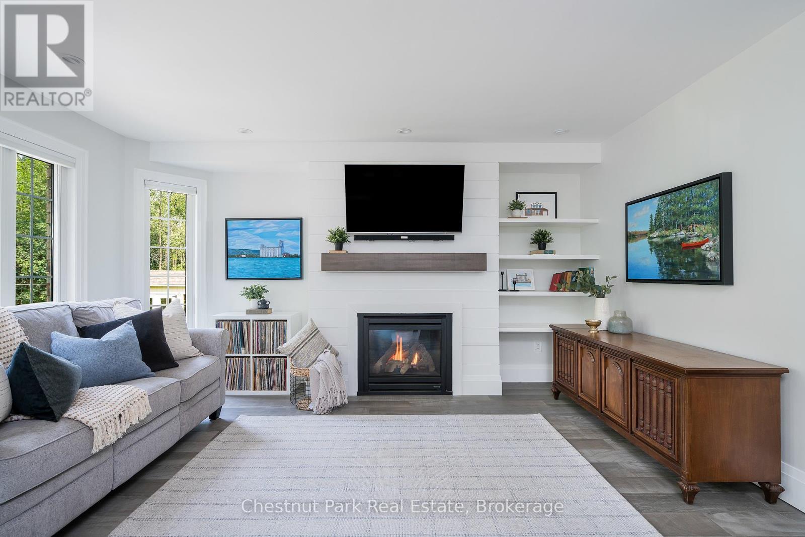 Photo 4 of 13 Brooke Avenue, Collingwood ON