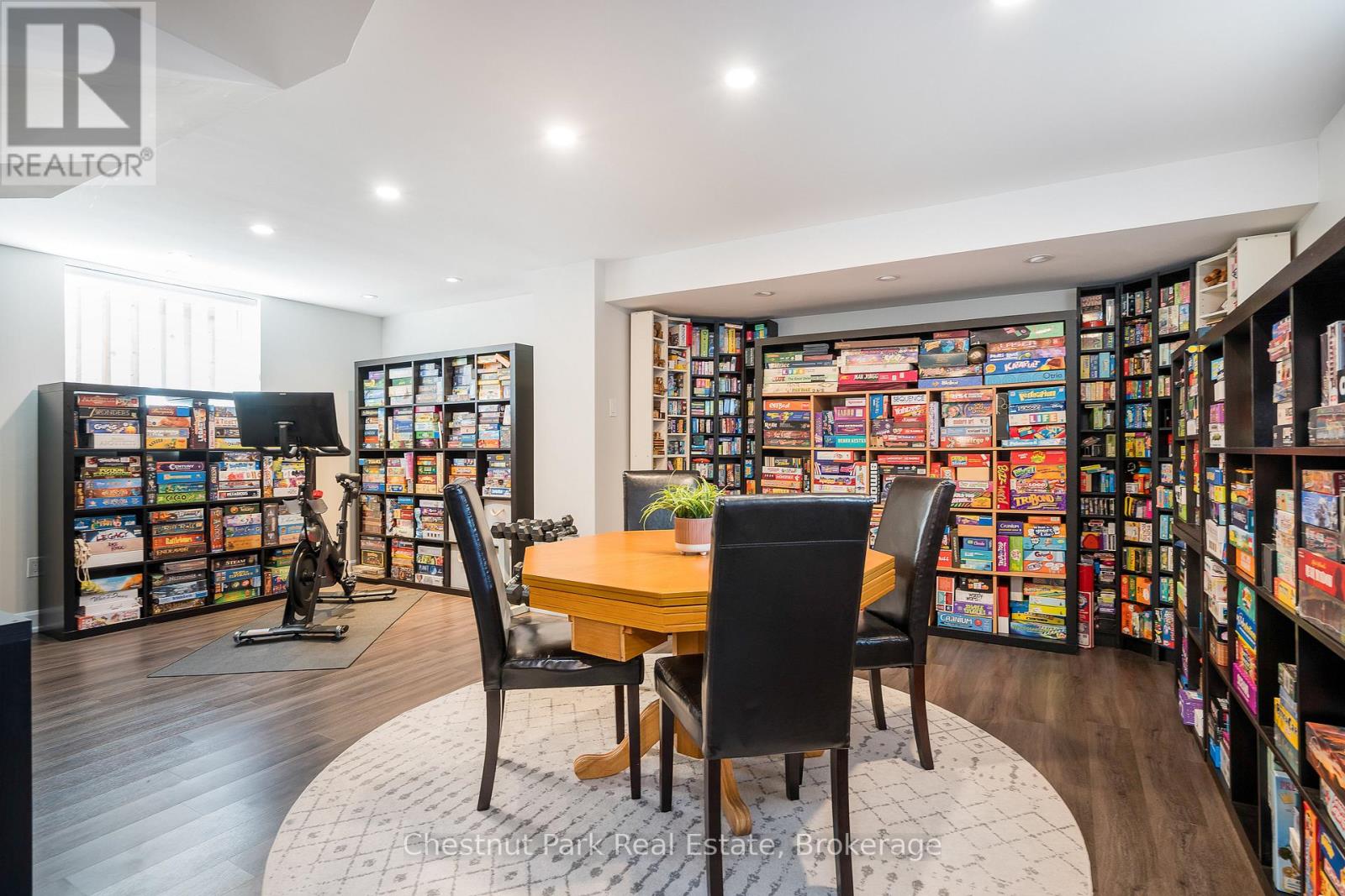 Photo 40 of 13 Brooke Avenue, Collingwood ON