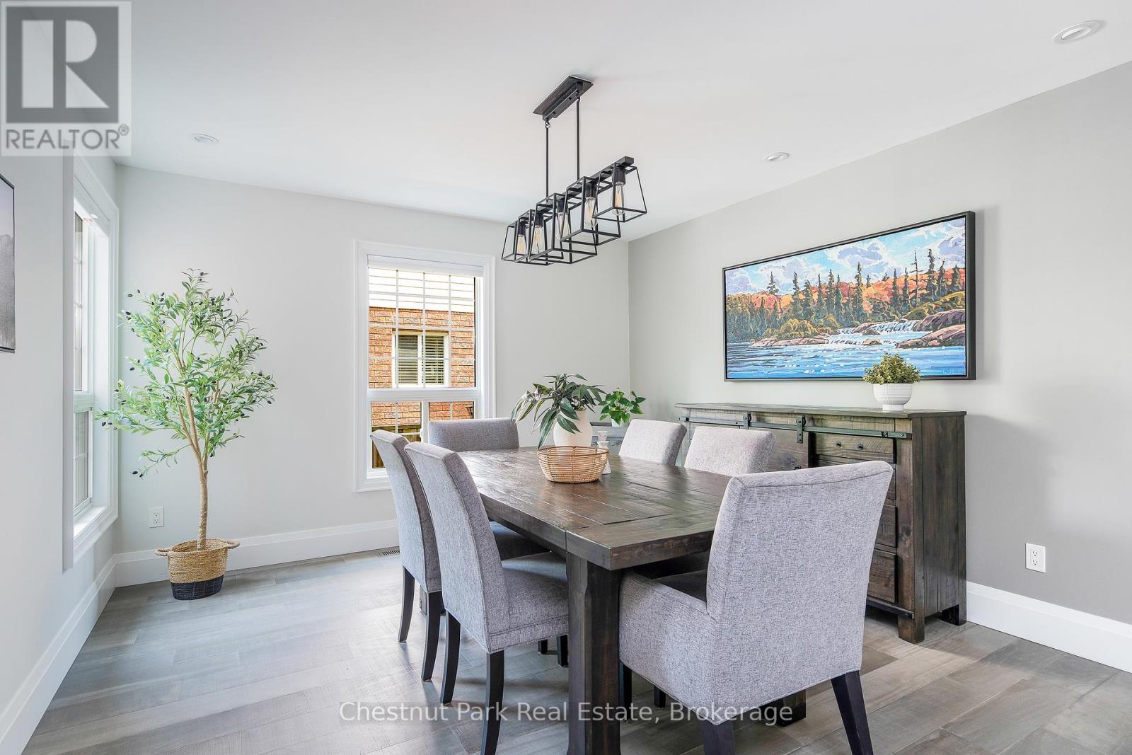 Photo 5 of 13 Brooke Avenue, Collingwood ON