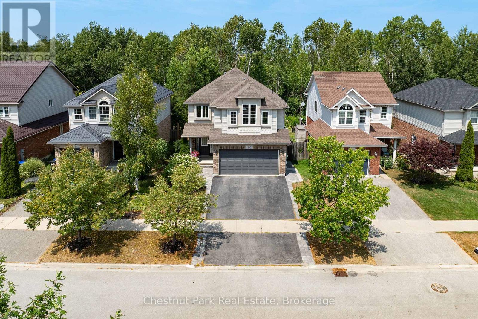 Photo 50 of 13 Brooke Avenue, Collingwood ON