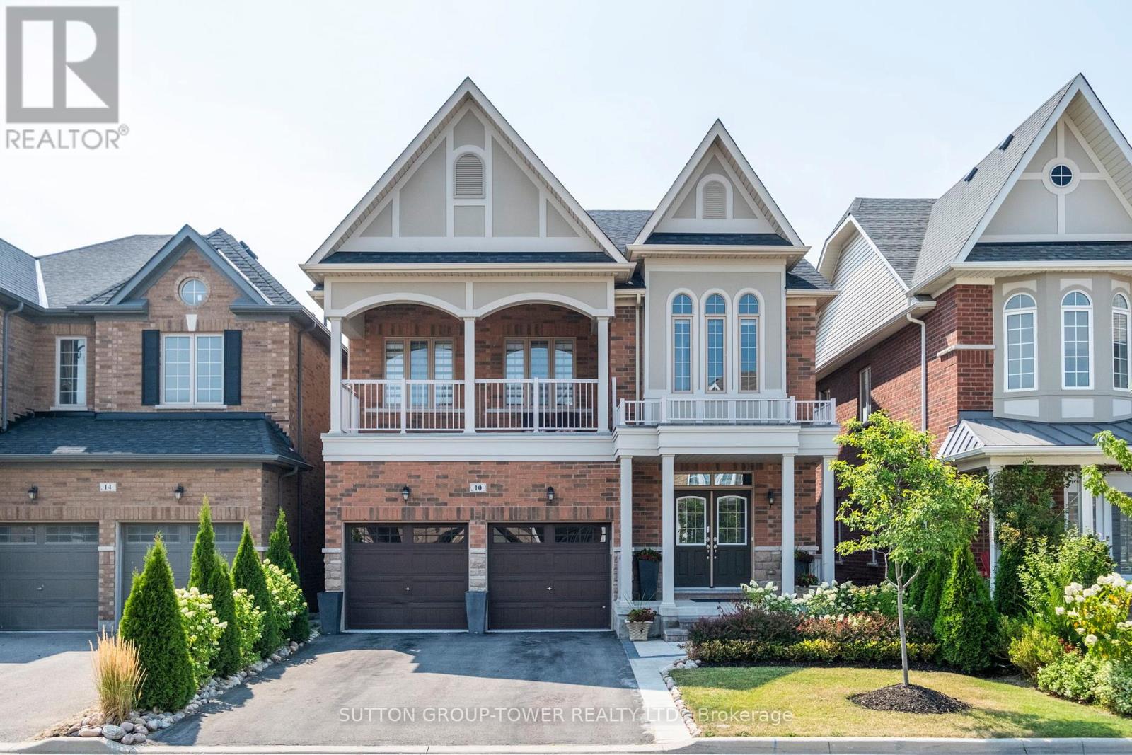 Photo 2 of 10 Alistair Crescent, Vaughan ON