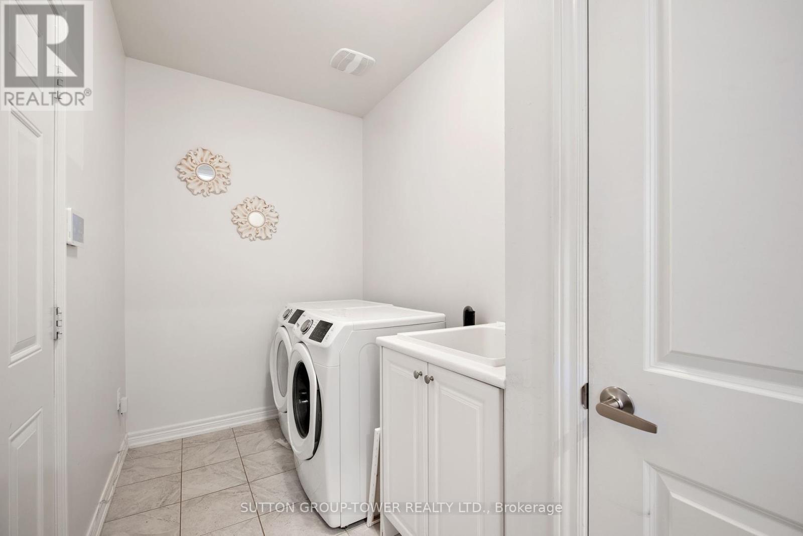 Photo 40 of 10 Alistair Crescent, Vaughan ON