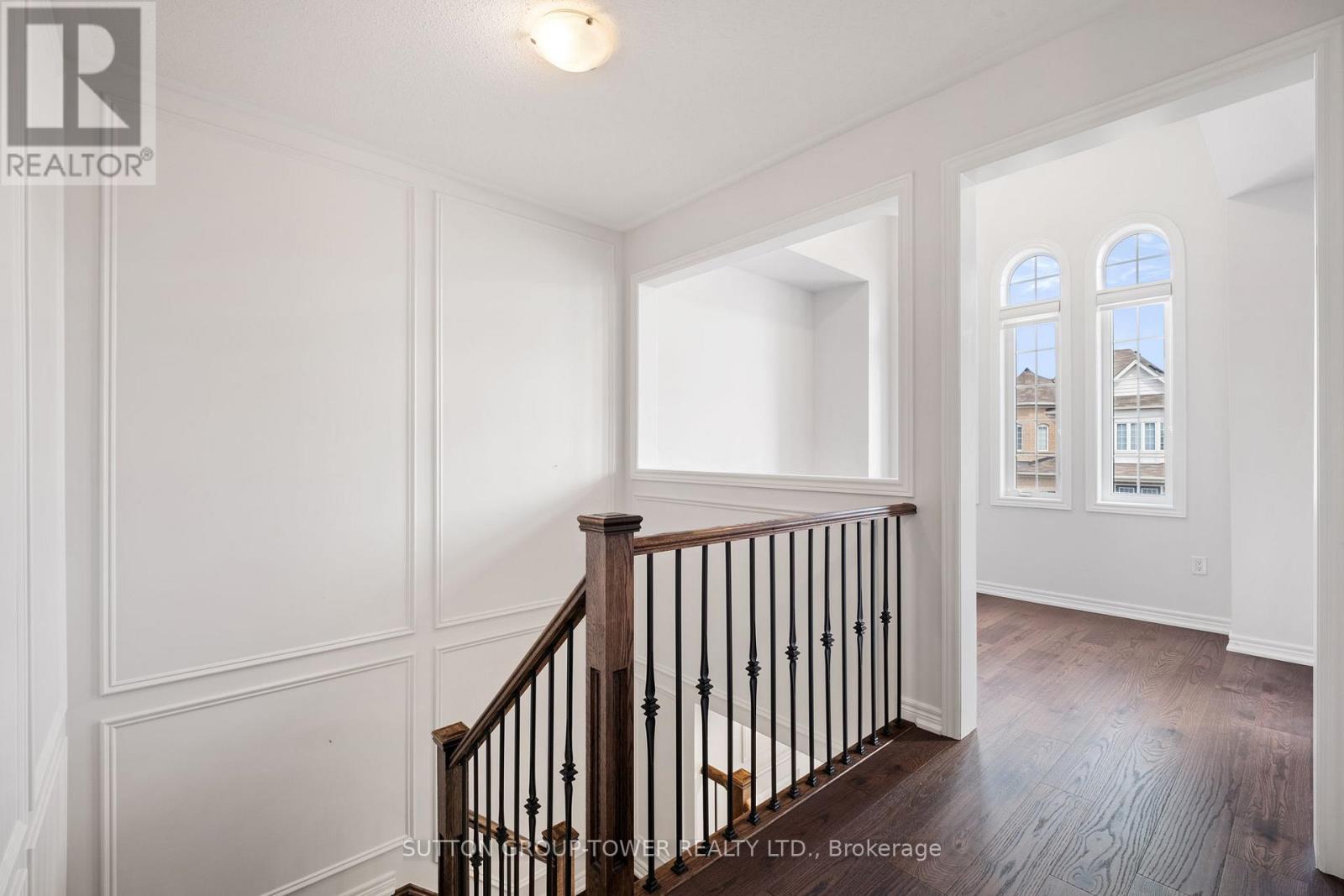 Photo 48 of 10 Alistair Crescent, Vaughan ON