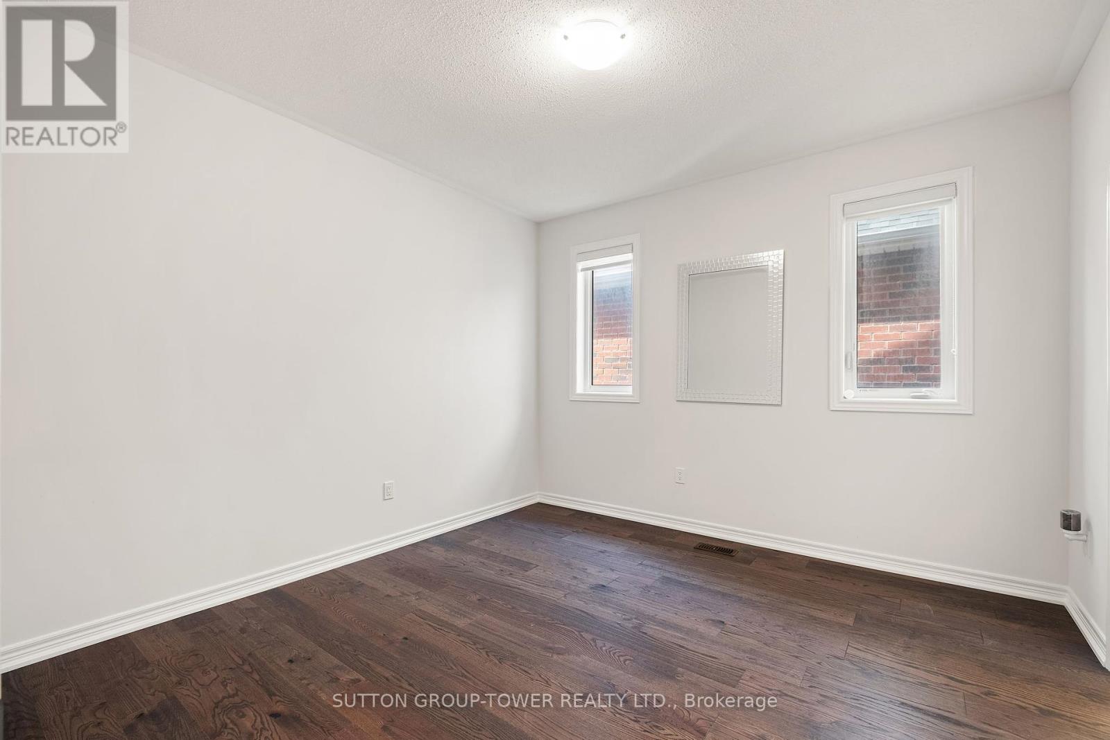 Photo 23 of 10 Alistair Crescent, Vaughan ON