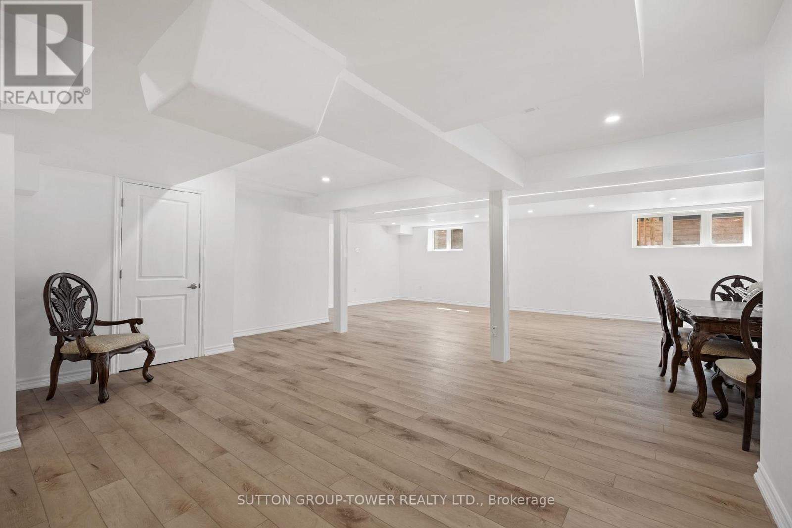 Photo 35 of 10 Alistair Crescent, Vaughan ON