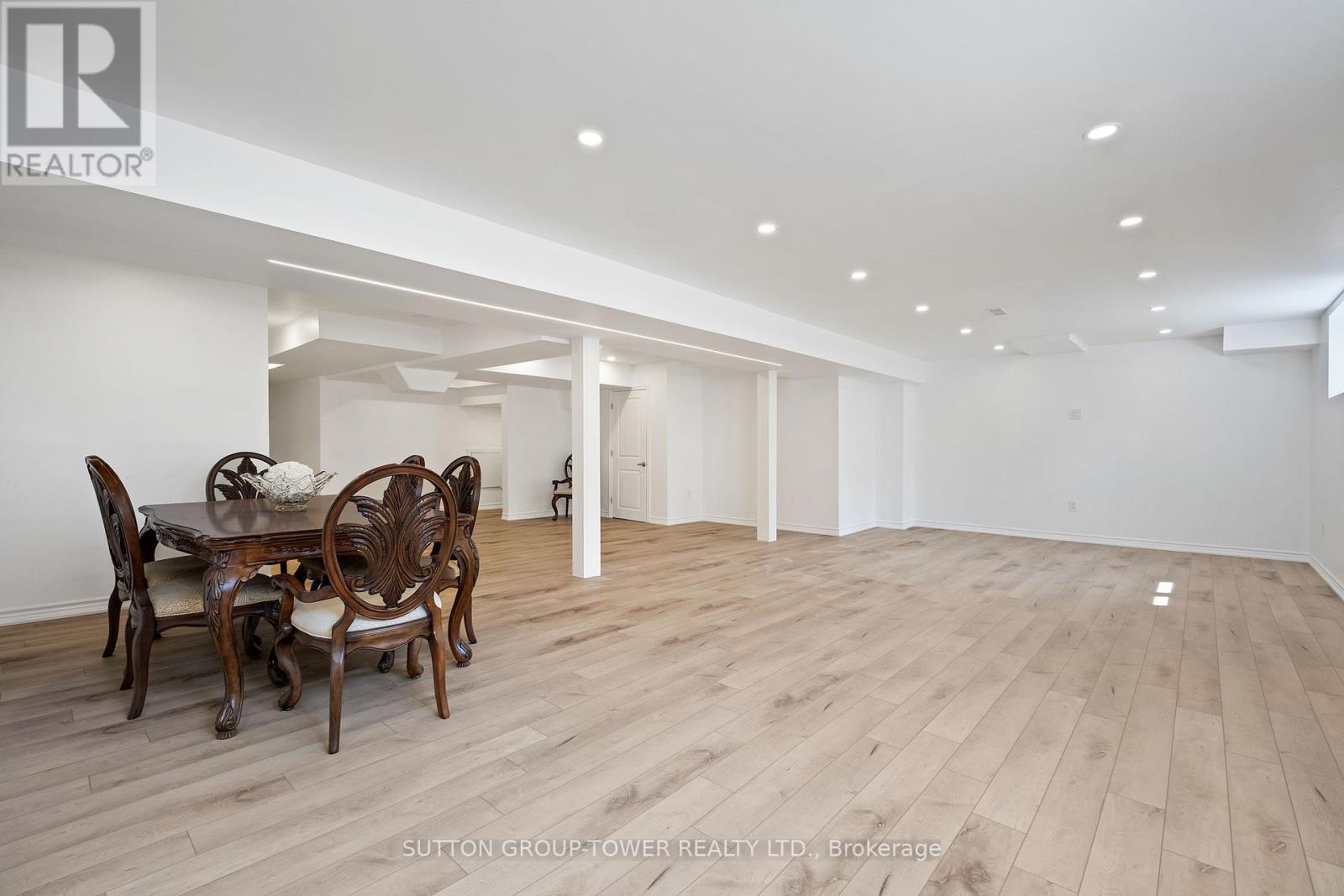 Photo 30 of 10 Alistair Crescent, Vaughan ON