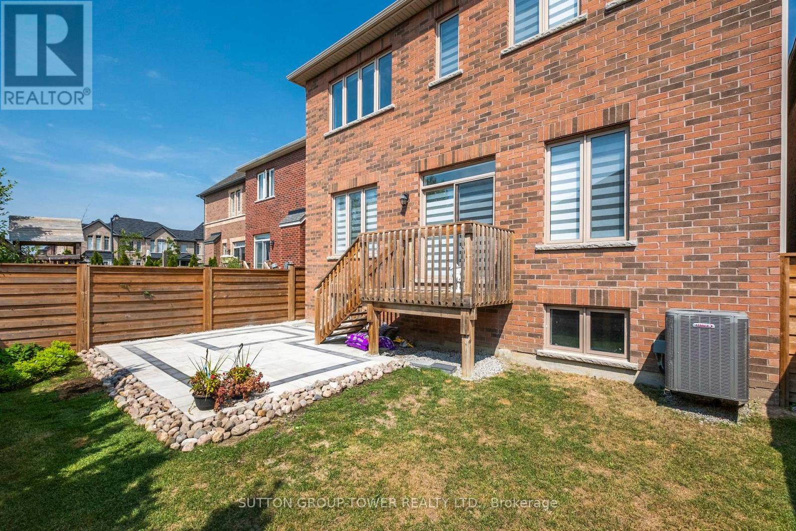 Photo 50 of 10 Alistair Crescent, Vaughan ON