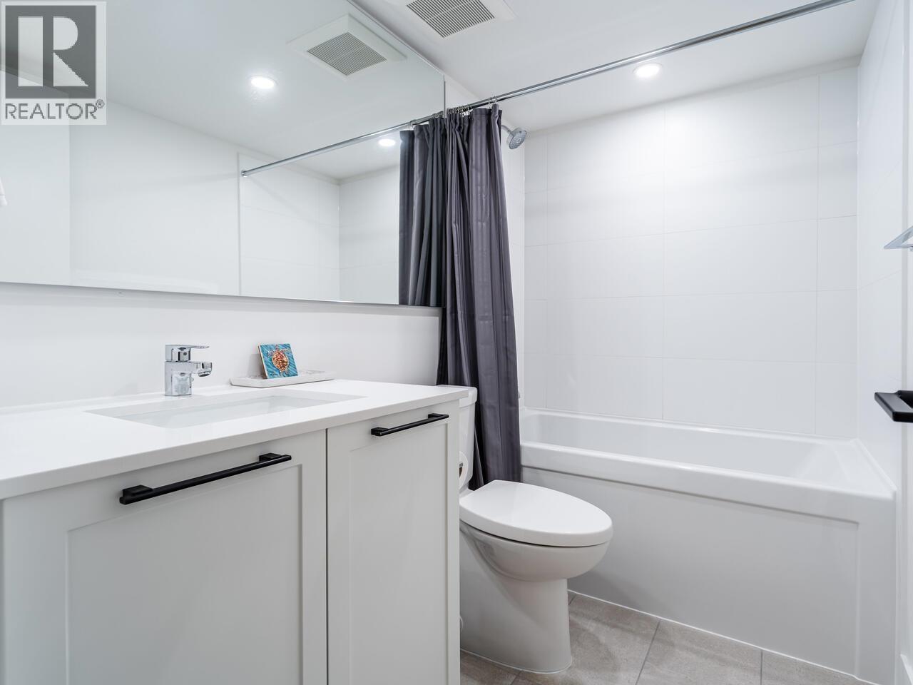 Photo 15 of 148 3529 Baycrest Avenue, Coquitlam BC