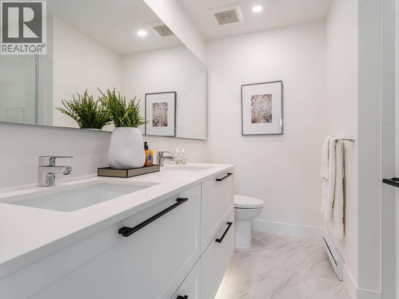 Photo 11 of 148 3529 Baycrest Avenue, Coquitlam BC