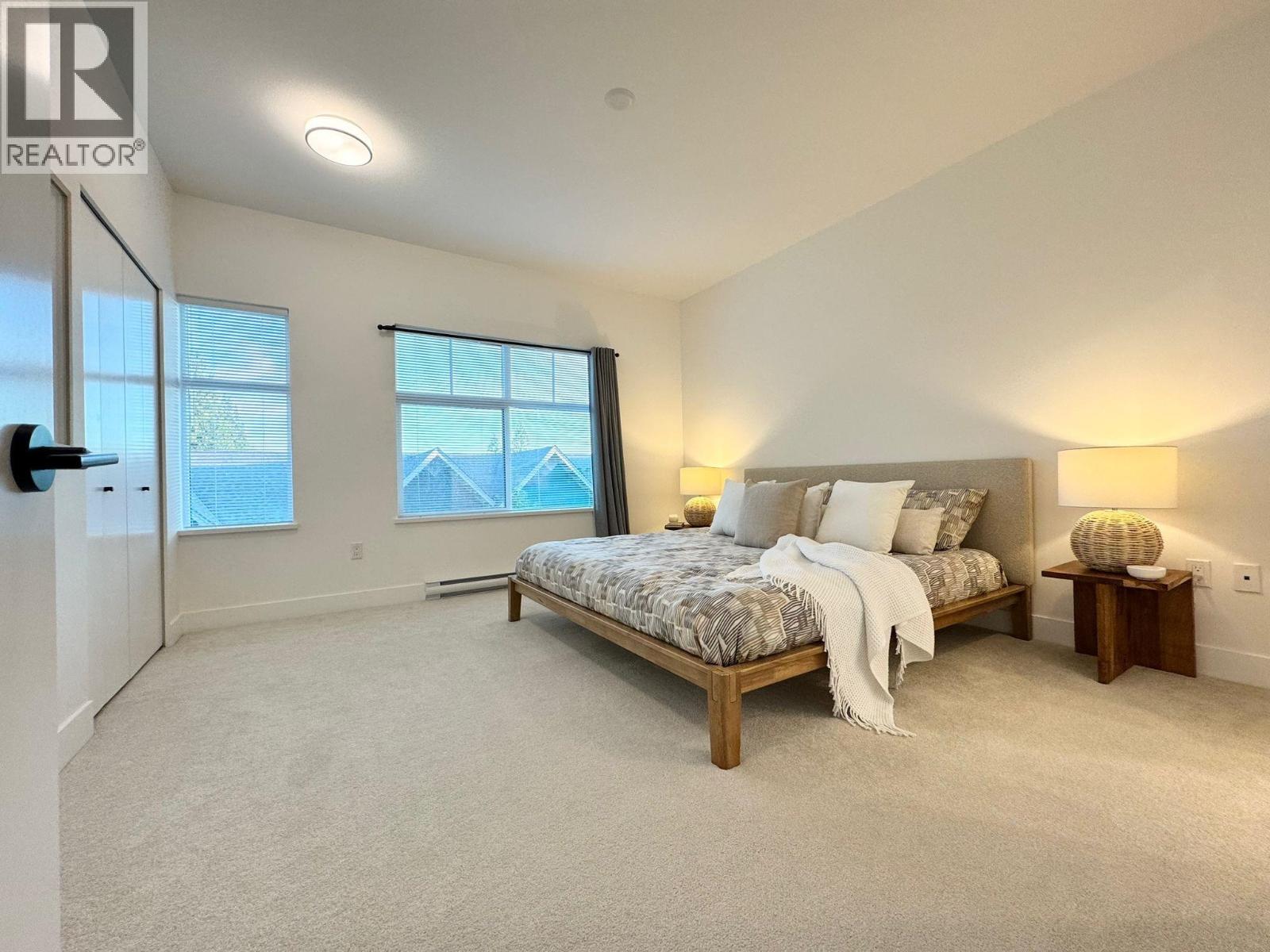 Photo 10 of 148 3529 Baycrest Avenue, Coquitlam BC
