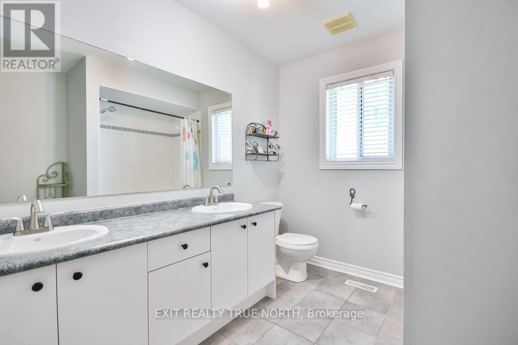 Photo 19 of 5 Newberry Court, Barrie ON