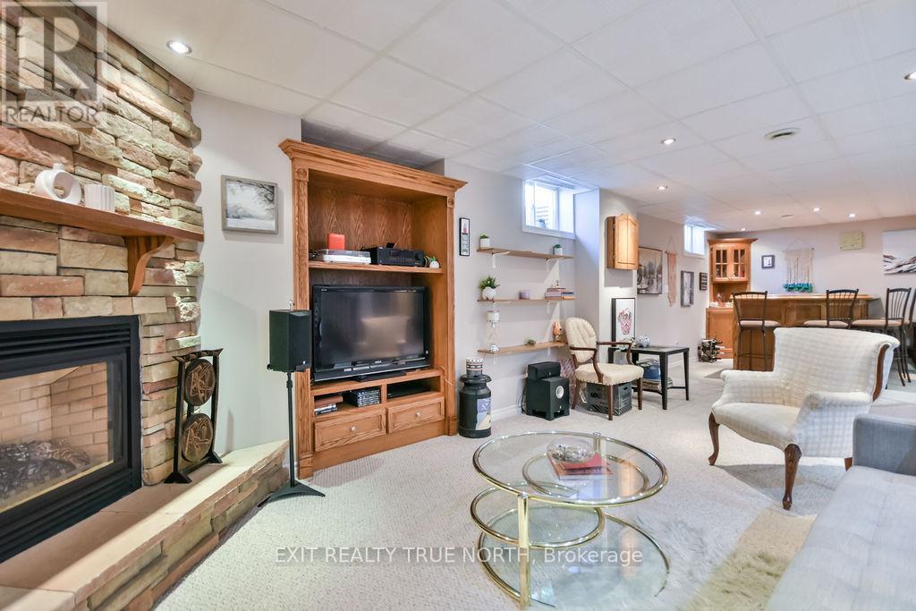 Photo 26 of 5 Newberry Court, Barrie ON