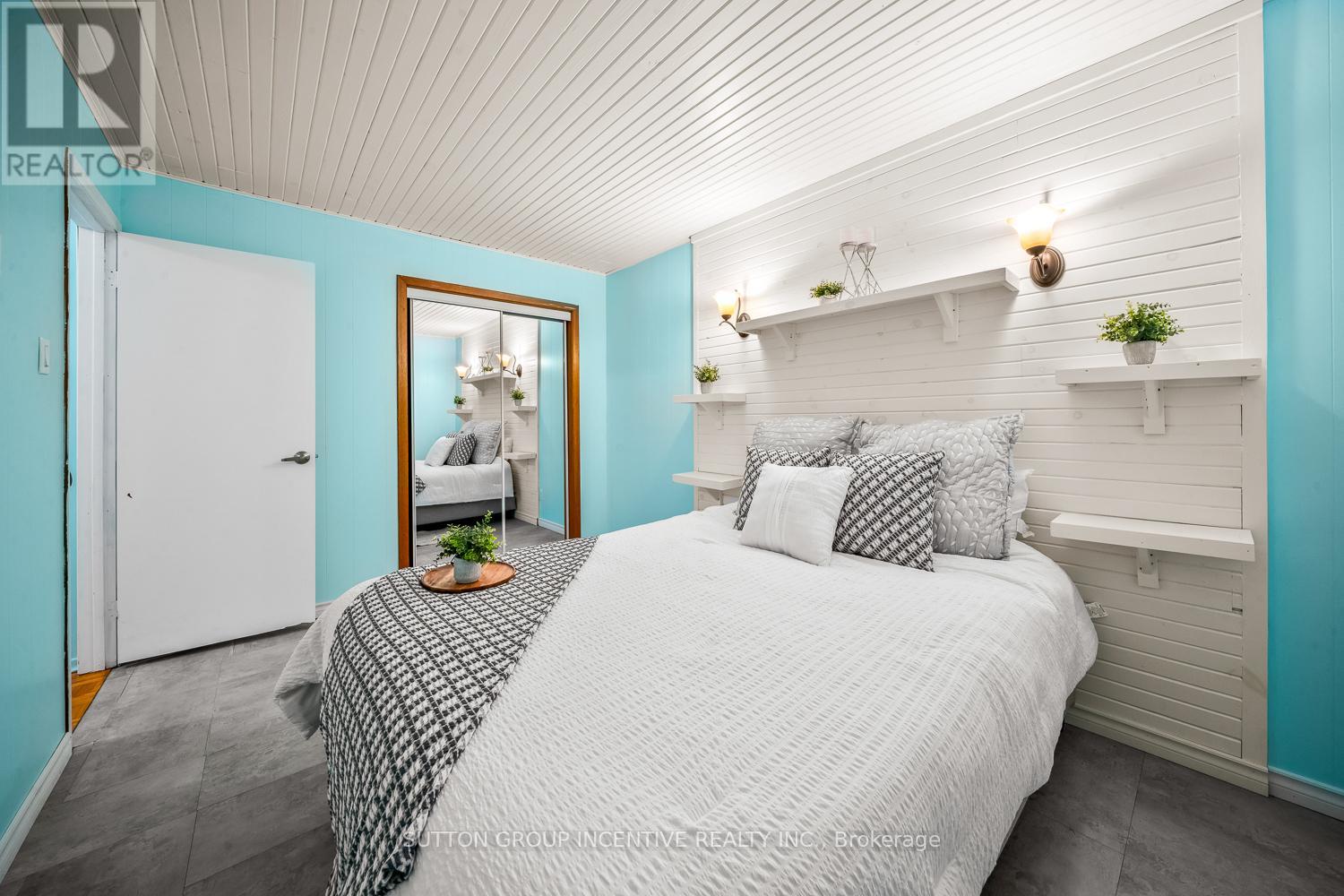 Photo 29 of 11 Bourgeois Court, Tiny ON
