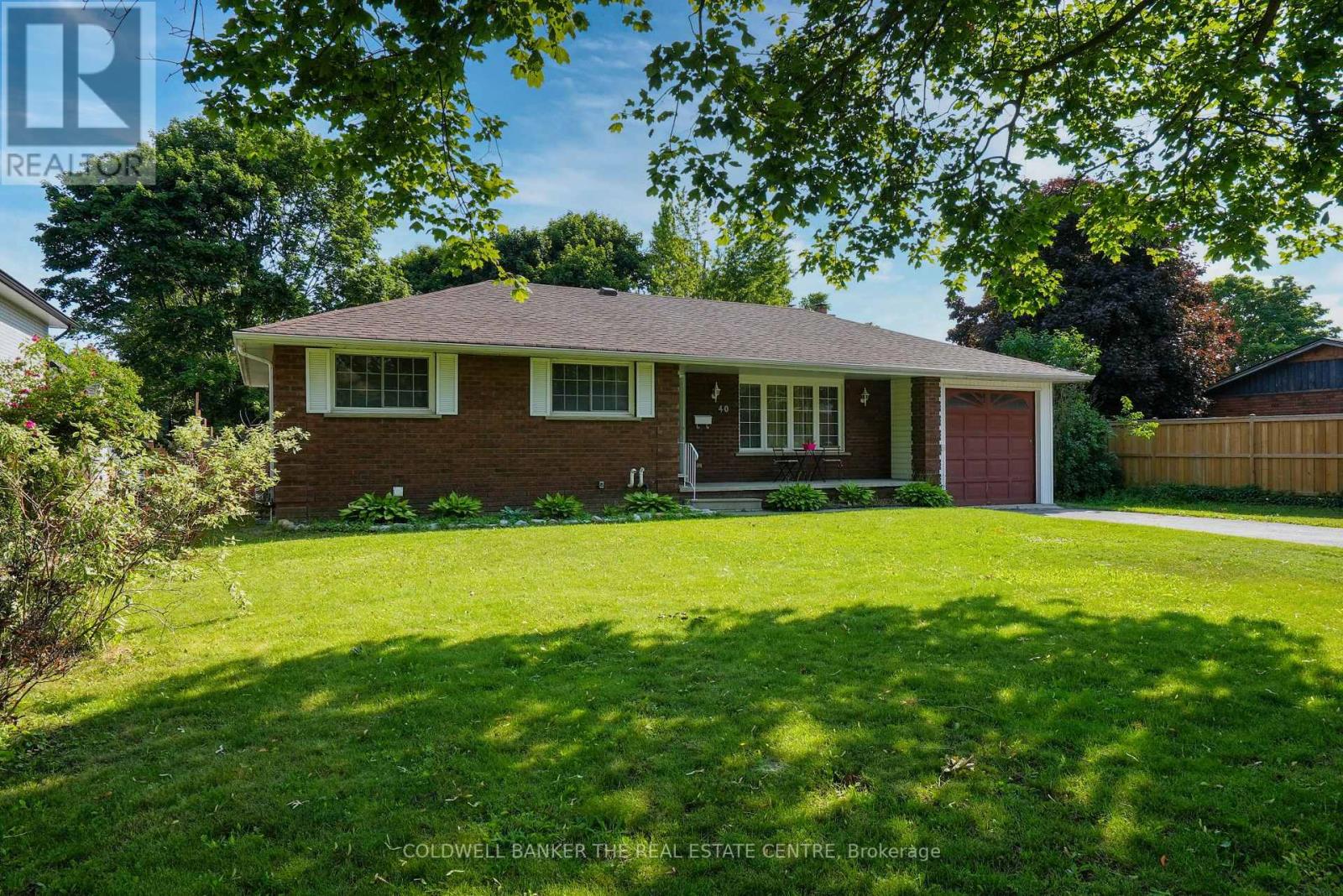 Photo 12 of 40 Springhome Road, Barrie ON