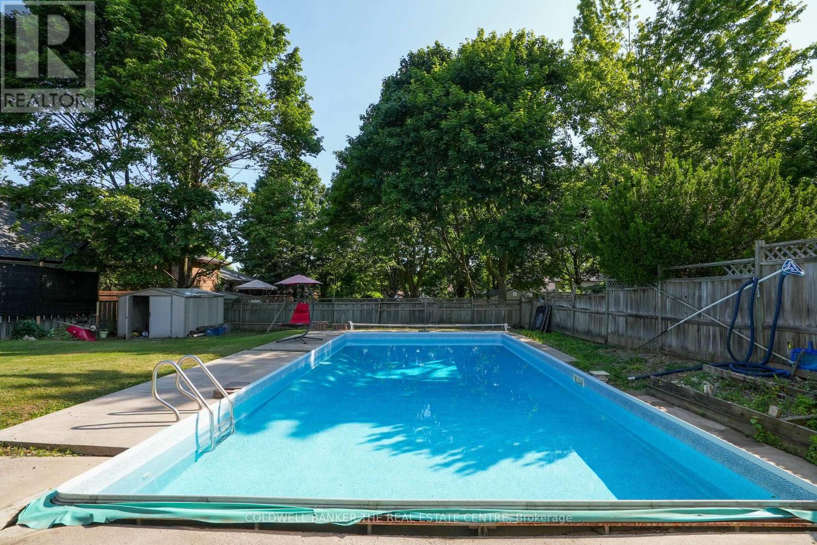 Photo 30 of 40 Springhome Road, Barrie ON