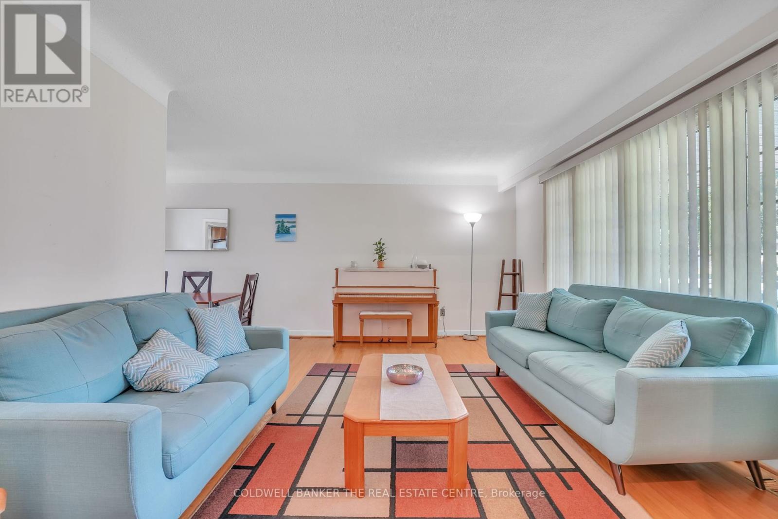 Photo 20 of 40 Springhome Road, Barrie ON
