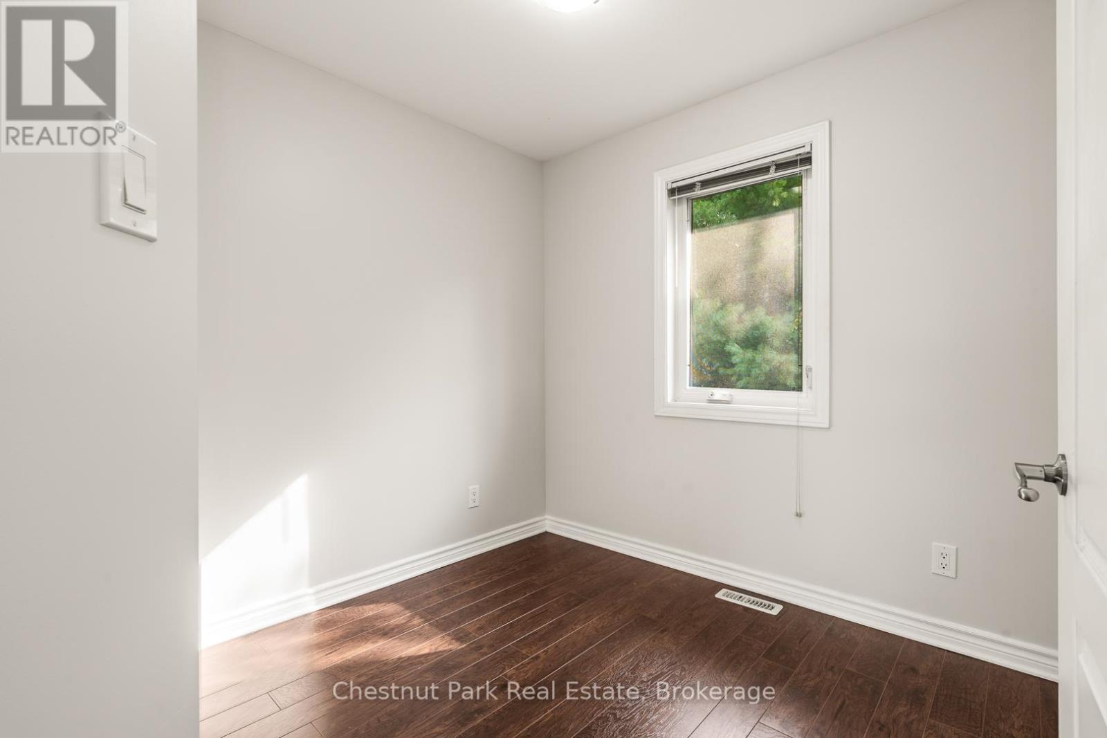 Photo 26 of 13 37 Silver Street, Huntsville ON