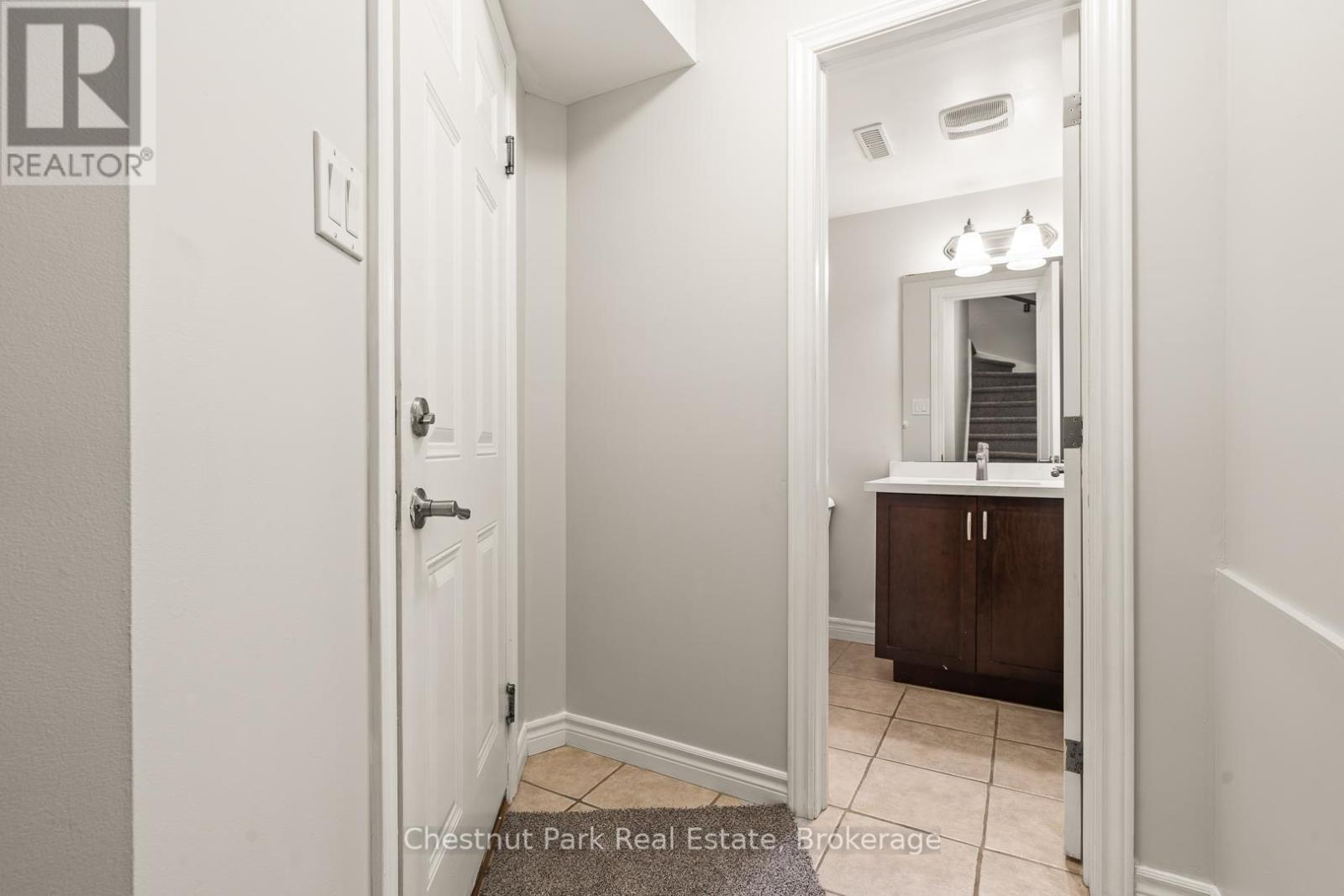 Photo 30 of 13 37 Silver Street, Huntsville ON