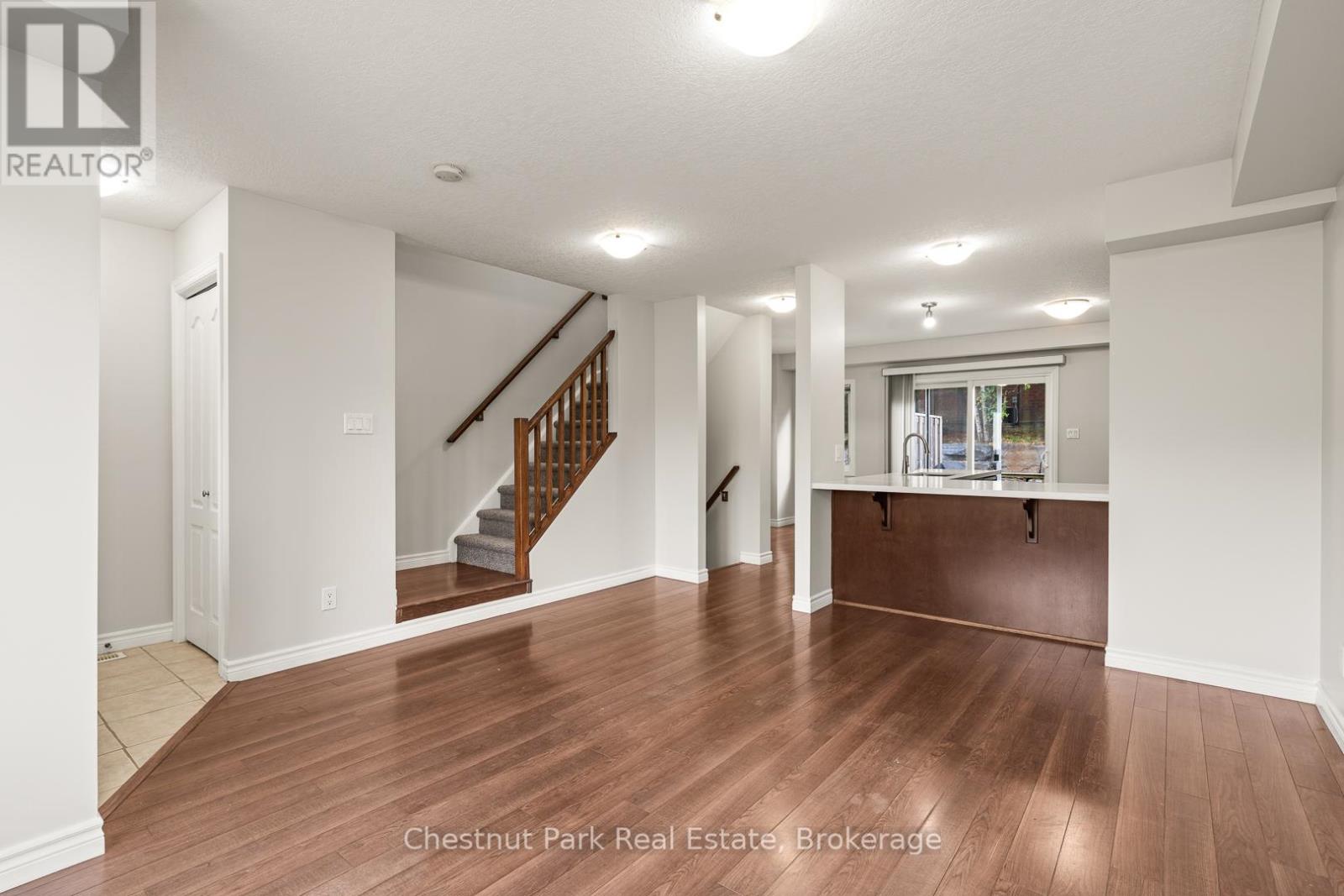 Photo 5 of 13 37 Silver Street, Huntsville ON