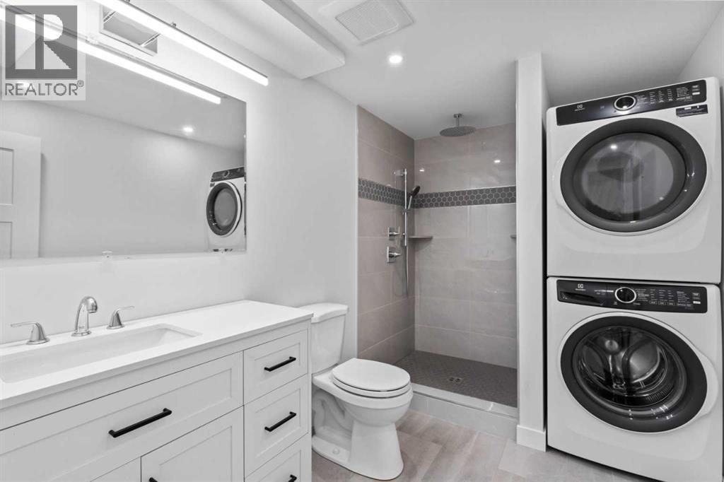 Photo 9 of 5212 33 Street Nw, Calgary AB