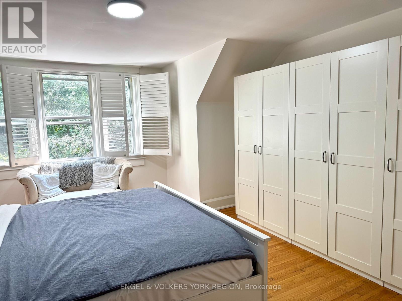 Photo 8 of Main 2nd 44 Rhodes Avenue E, Toronto ON