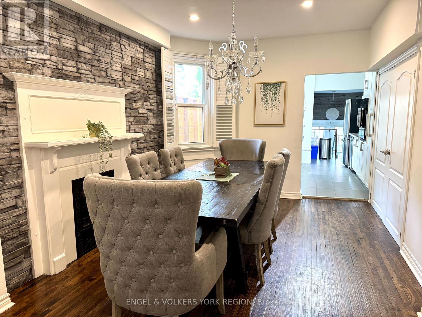 Photo 10 of Main 2nd 44 Rhodes Avenue E, Toronto ON
