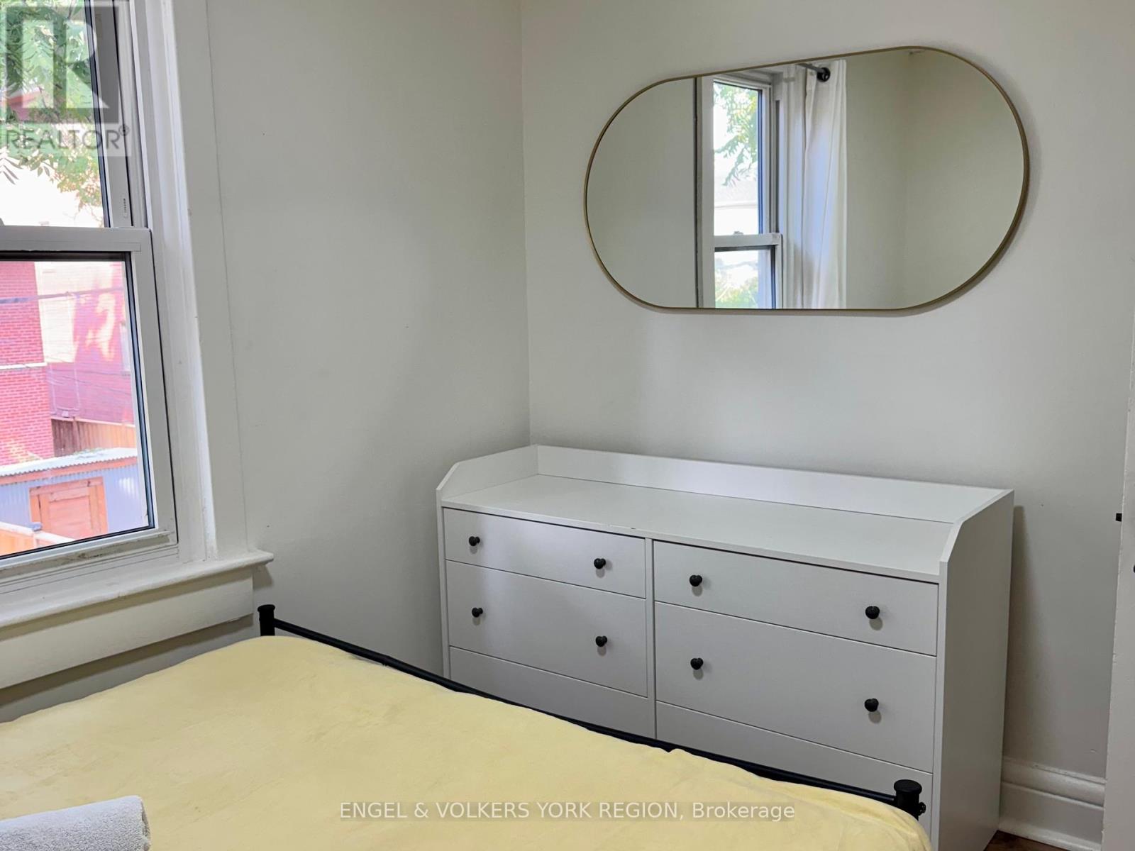 Photo 18 of Main 2nd 44 Rhodes Avenue E, Toronto ON