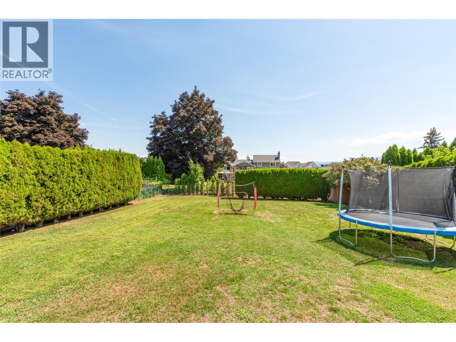  2529 Thacker Drive, West Kelowna